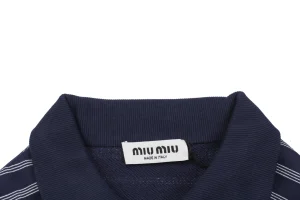 MM Striped Quarter-Zip Polo Sweatshirt Neckline