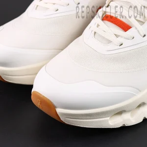 ON Loewe x Cloudtilt 2 ‘White Orange’ close-up of toe box showing white overlay and orange accent underlay.
