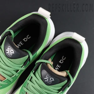 ON Loewe x Cloudtilt 2 ‘Green White’ close-up top view highlighting padded collar and co-branded insole.