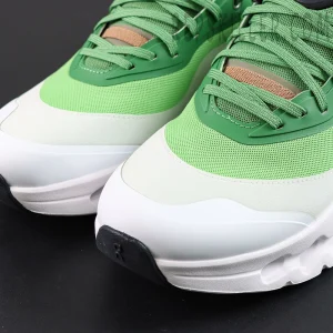 ON Loewe x Cloudtilt 2 ‘Green White’ close-up of toe box showing smooth overlay and mesh contrast.