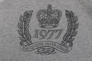 Saint Michael Queen Elizabeth Sex Pistols Distressed ShirtBack side Print