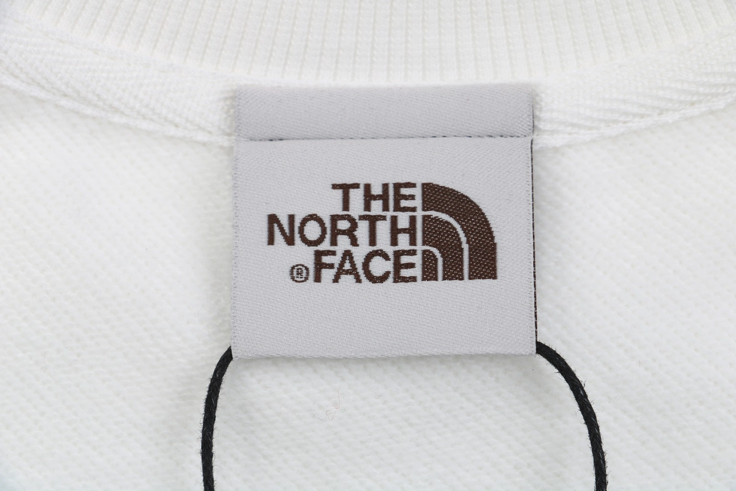 The North Face Mountain Graphic Sweatshirt6.jpeg