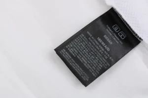The North Face Outdoor Sun Protection Jacket - White Wash tag