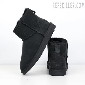 Wmns Classic Mini II Boot 'Black'