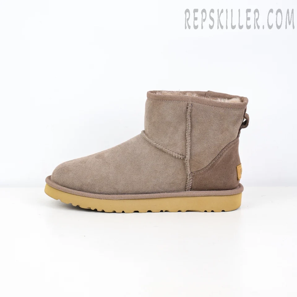 Wmns Classic Mini II Boot 'Caribou'
