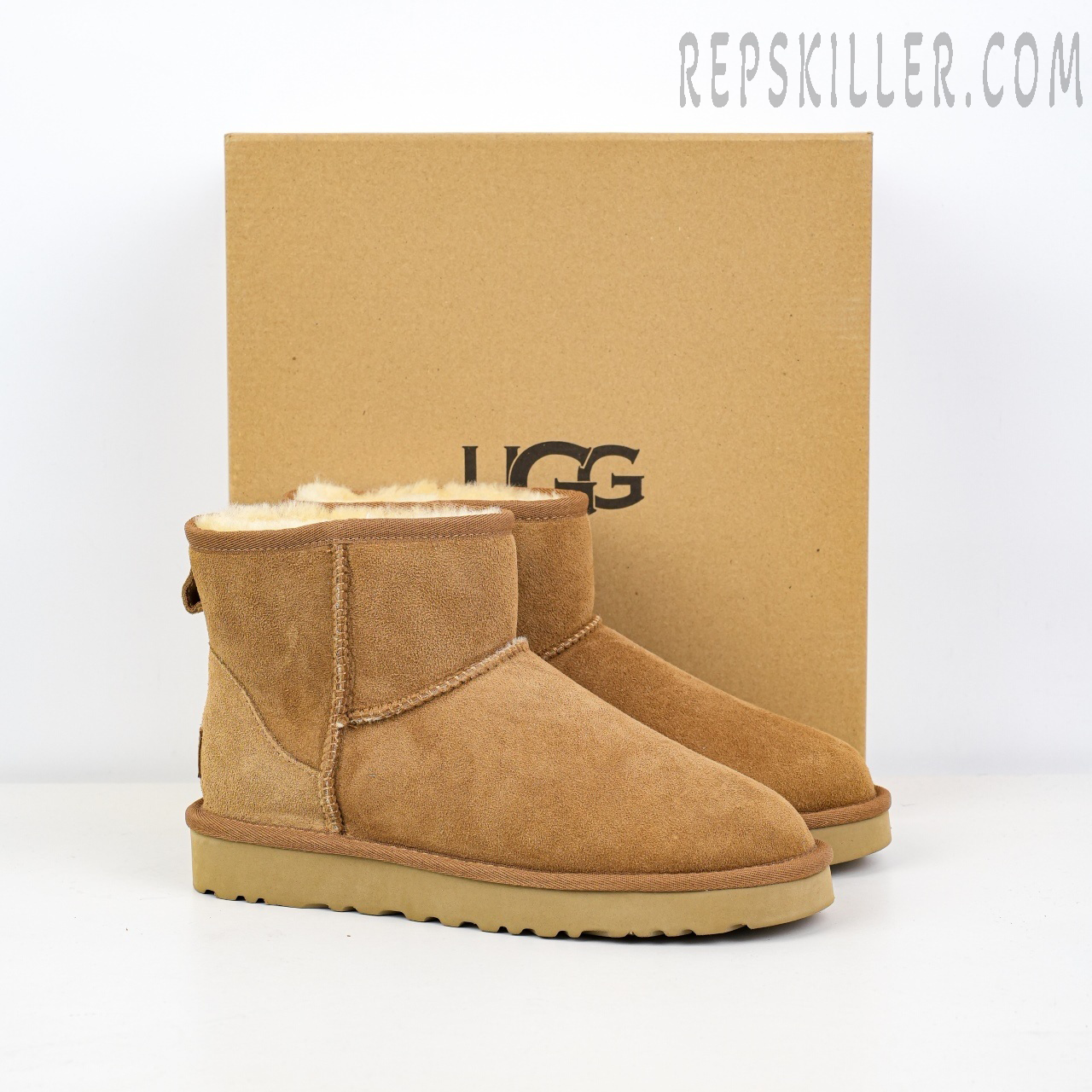 Wmns Classic Mini II Boot 'Chestnut'