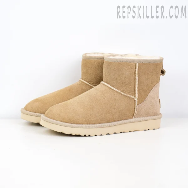 Wmns Classic Mini II Boot 'Sand'