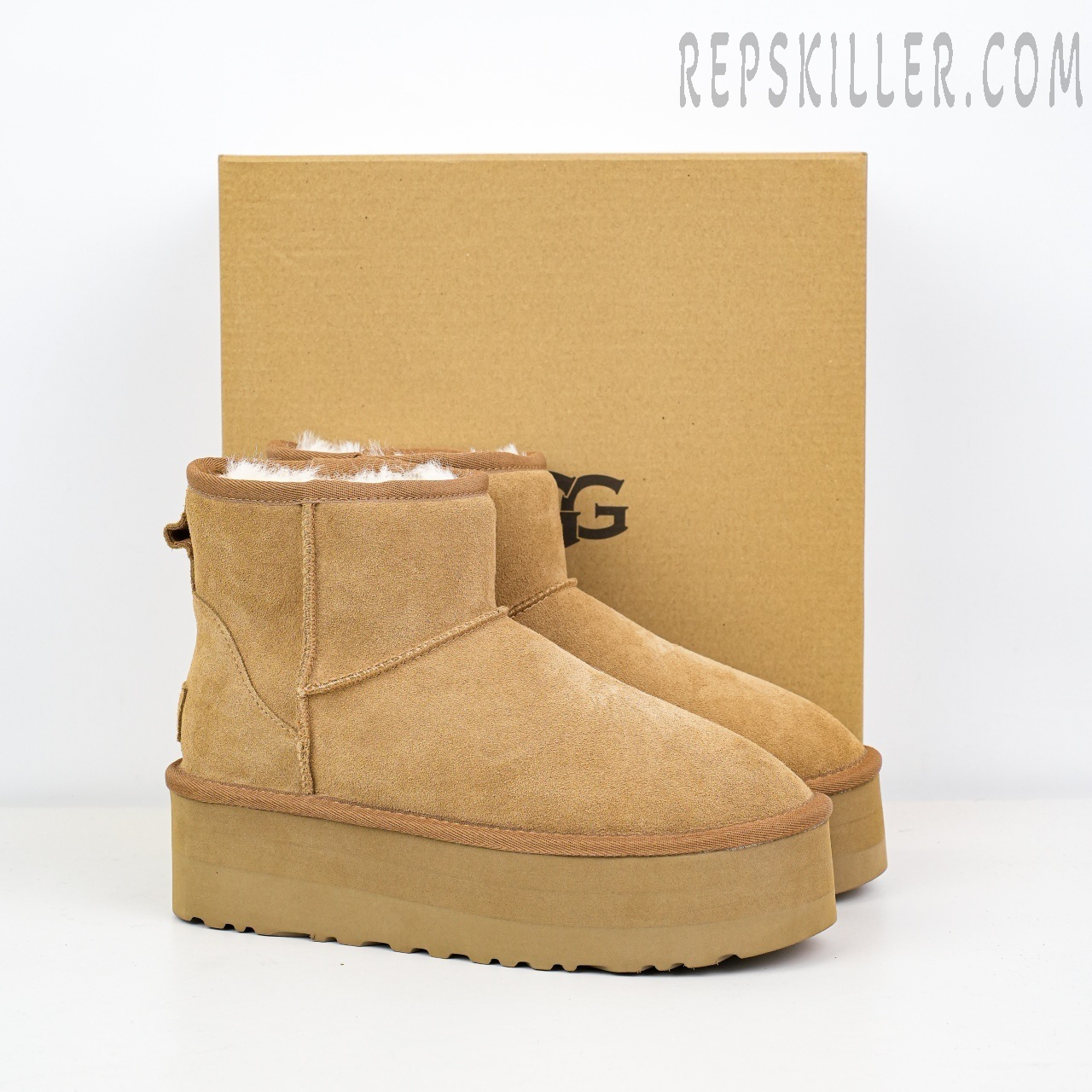 Wmns Classic Mini Platform Boot 'Chestnut'