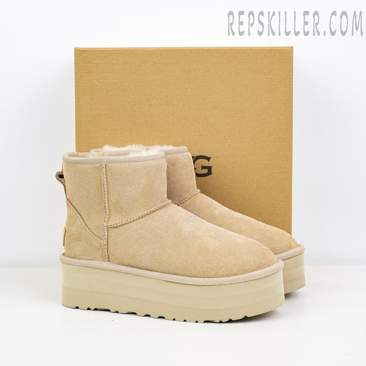 Wmns Classic Mini Platform Boot Sand "Mustard Seed"