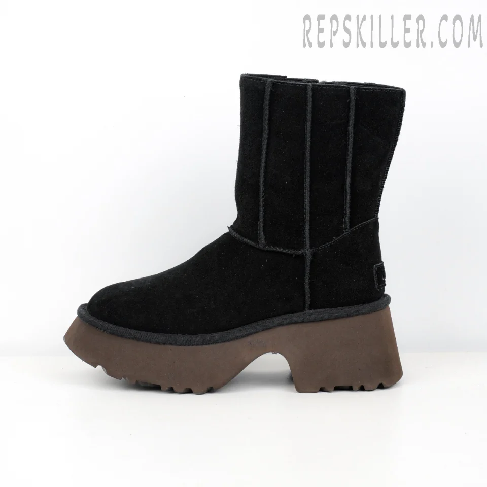 Wmns Classic Twin Seam New Heights Boot Black