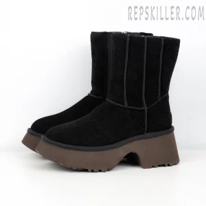 Wmns Classic Twin Seam New Heights Boot Black