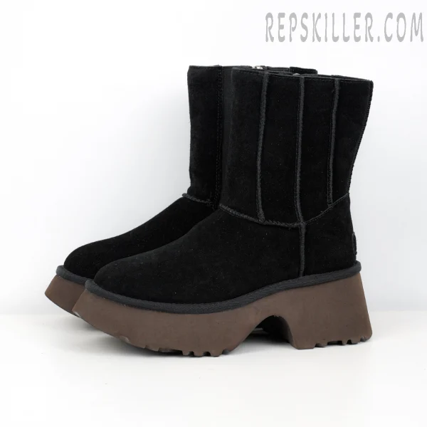 Wmns Classic Twin Seam New Heights Boot Black