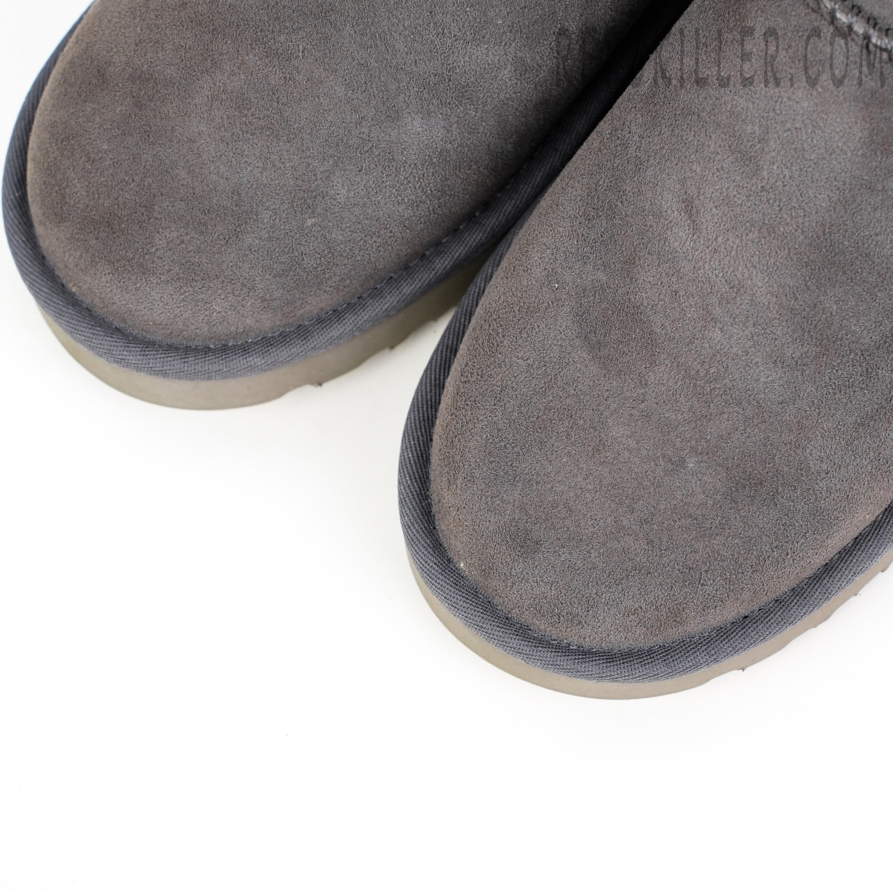 Wmns Classic Ultra Mini Boot 'Grey' Upper