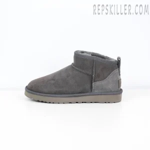 Wmns Classic Ultra Mini Boot 'Grey'