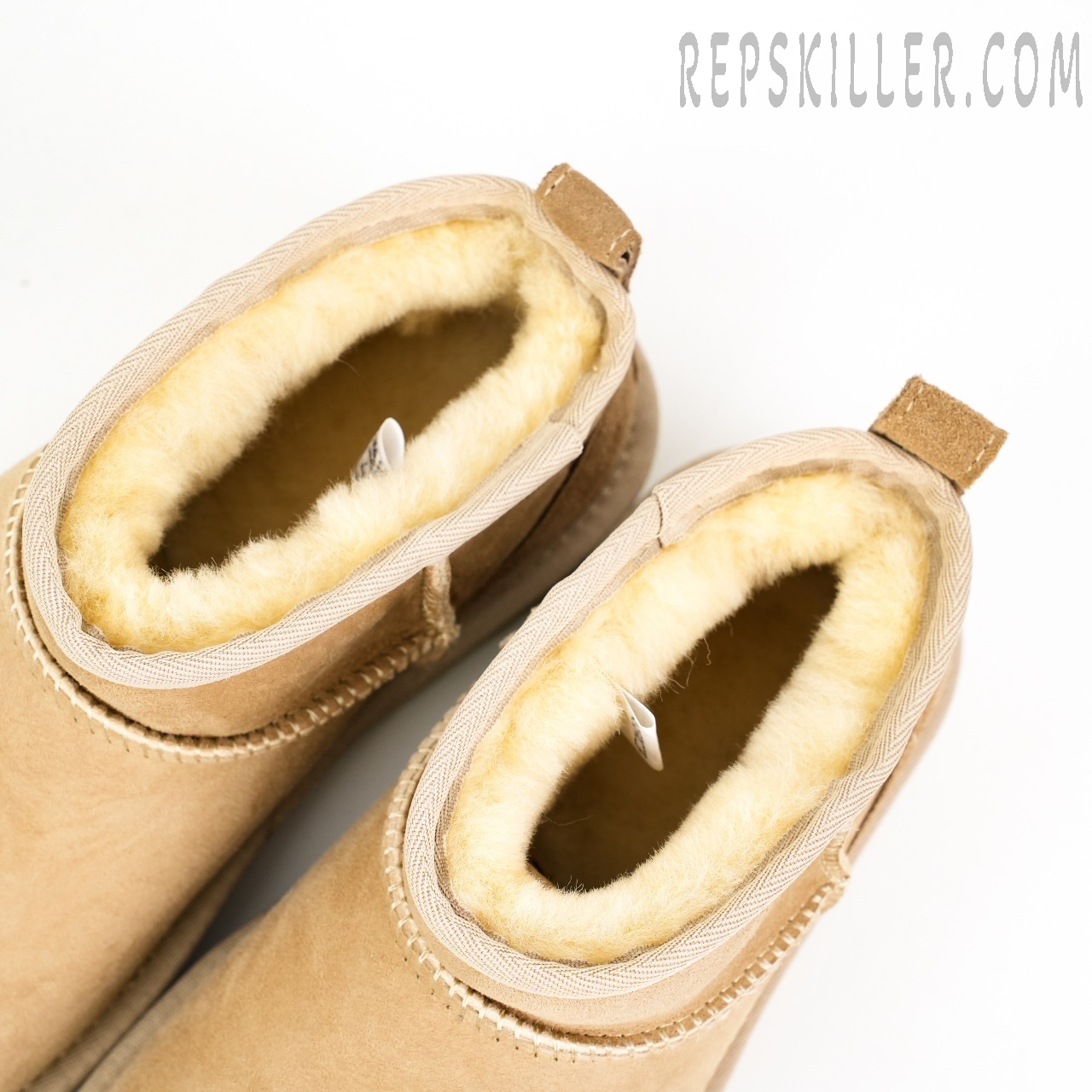 Wmns Classic Ultra Mini Boot 'Sand'