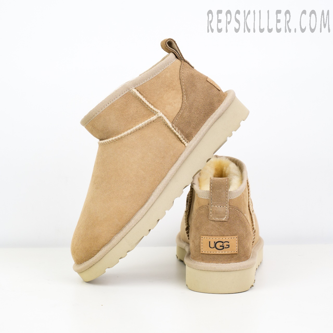 Wmns Classic Ultra Mini Boot 'Sand'