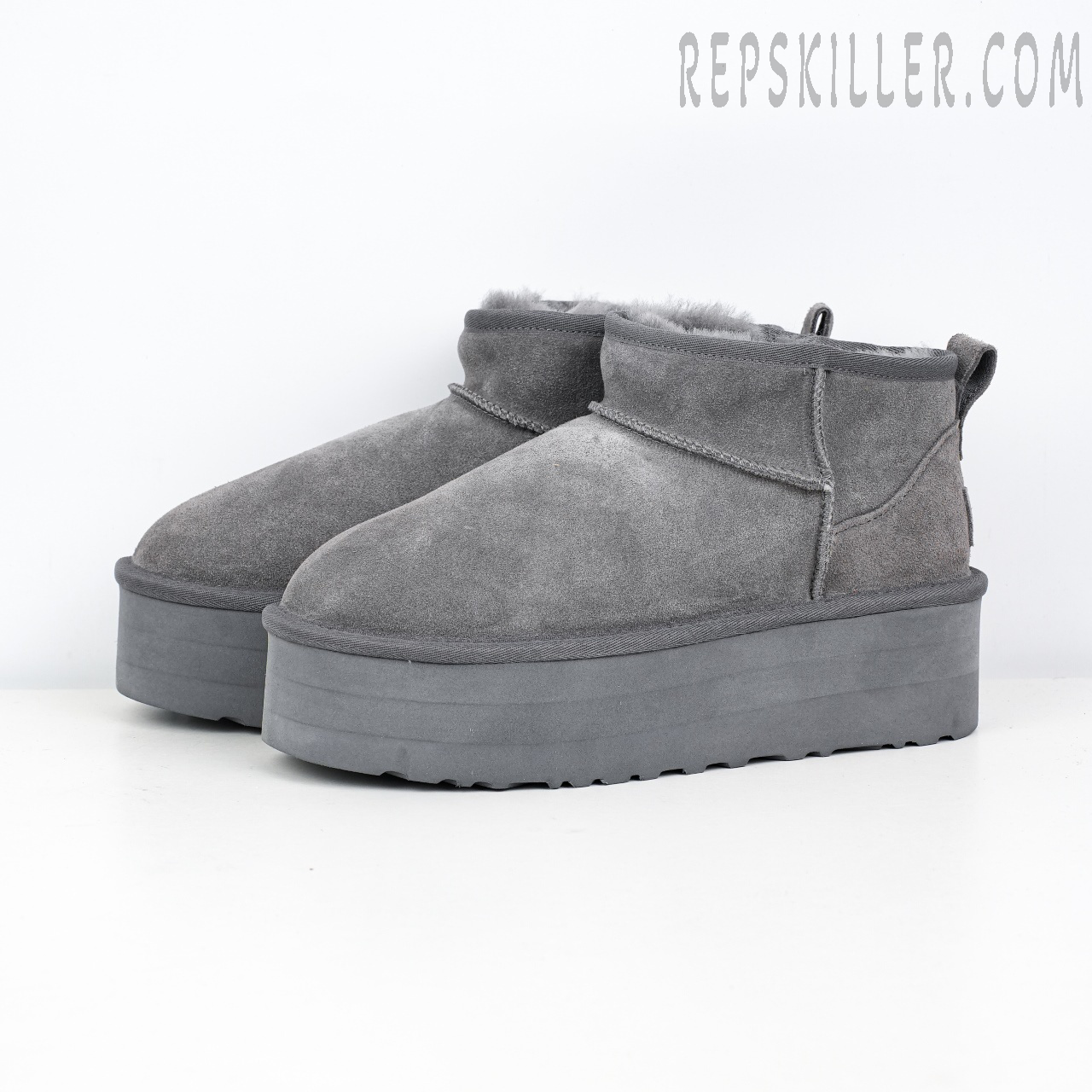 Wmns Classic Ultra Mini Platform Boot 'Grey'