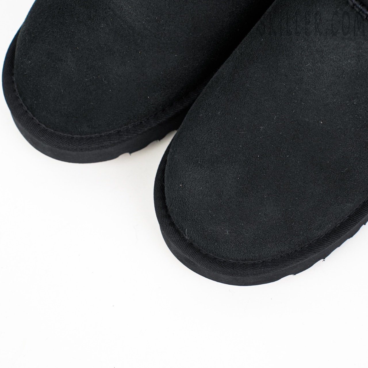 Wmns Mini Bailey Bow II Black Upper