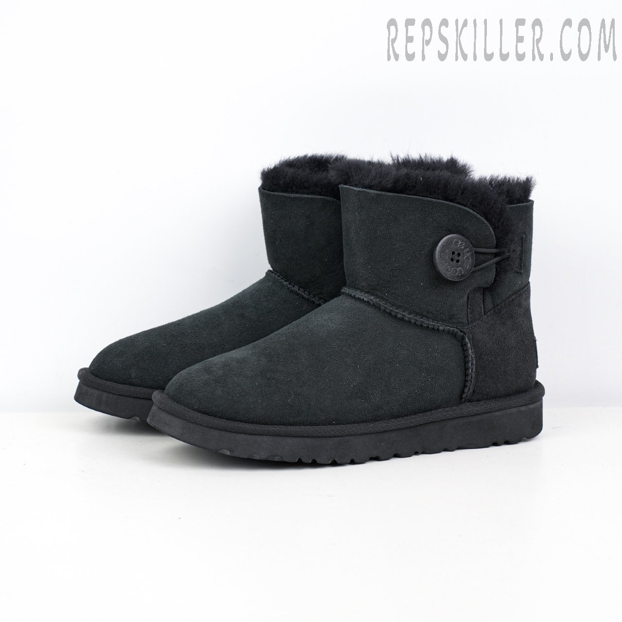 Wmns Mini Bailey Button II Boot Black