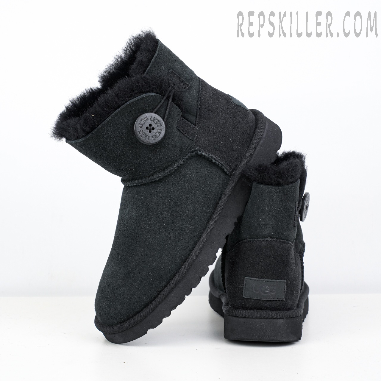 Wmns Mini Bailey Button II Boot Black