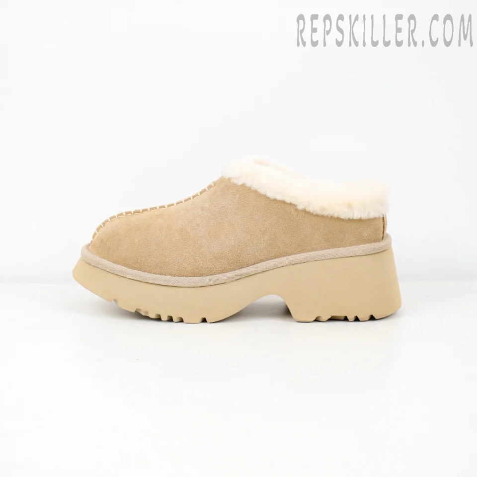 Wmns New Heights Cozy Clog Beige