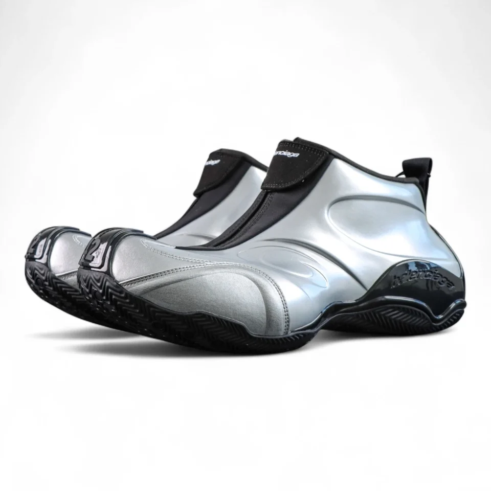 Balenciaga Basketball Sneaker in Silver/Black