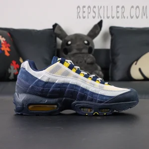 Side profile of Eric Koston x Nike SB x Air Max 95 ‘Obsidian Speed Yellow’ with yellow Air Max cushioning.