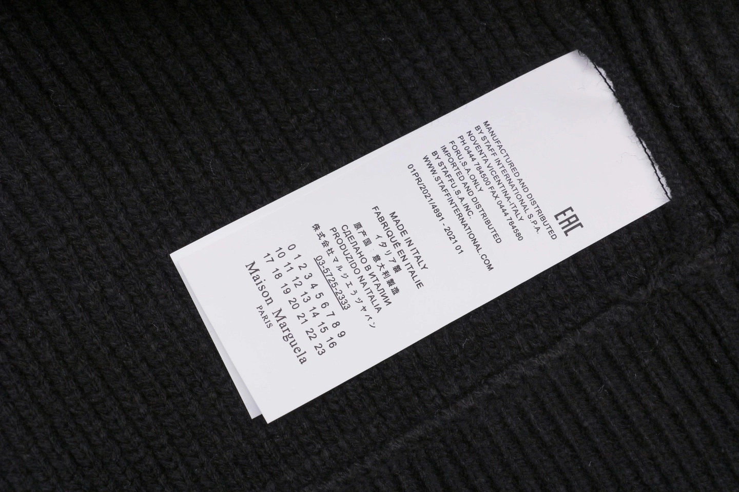 Maison Margiela N°54 Heavyweight Ribbed Zip-Up Cardigan with Signature Four-Stitches (Grey/Black)
