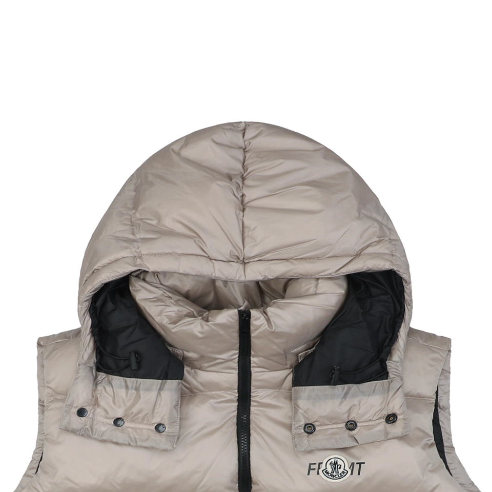Mxxcler Webbing Hooded Down Vest – FRGMT by Hiroshi Fujiwara (Silver/Black)