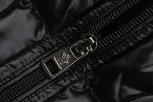 Mxxcler Acorus Lightweight Stand-Collar Down Jacket Zipper puller