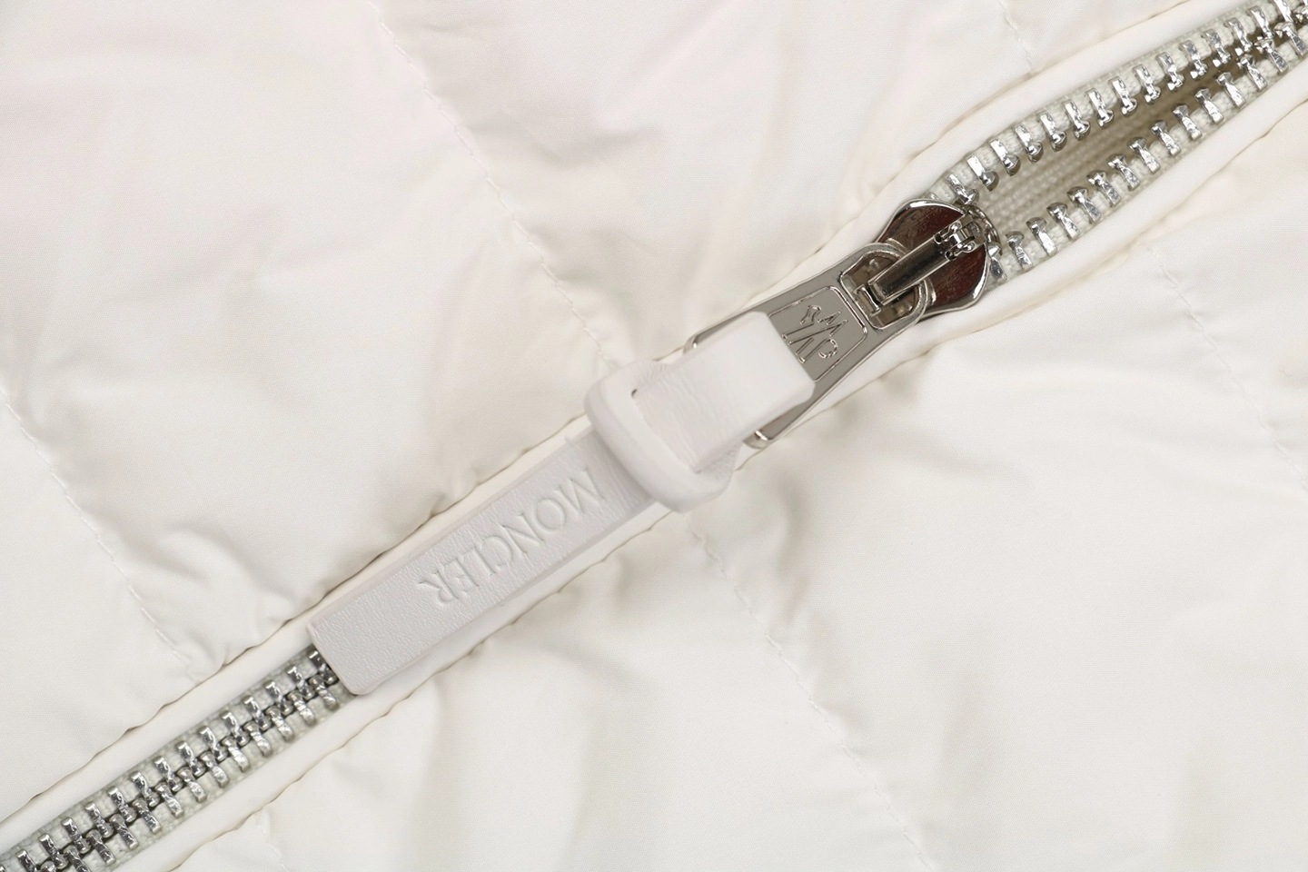 Mxxcler Leather-Trim Pocket Knit Down Jacket White Zipper puller