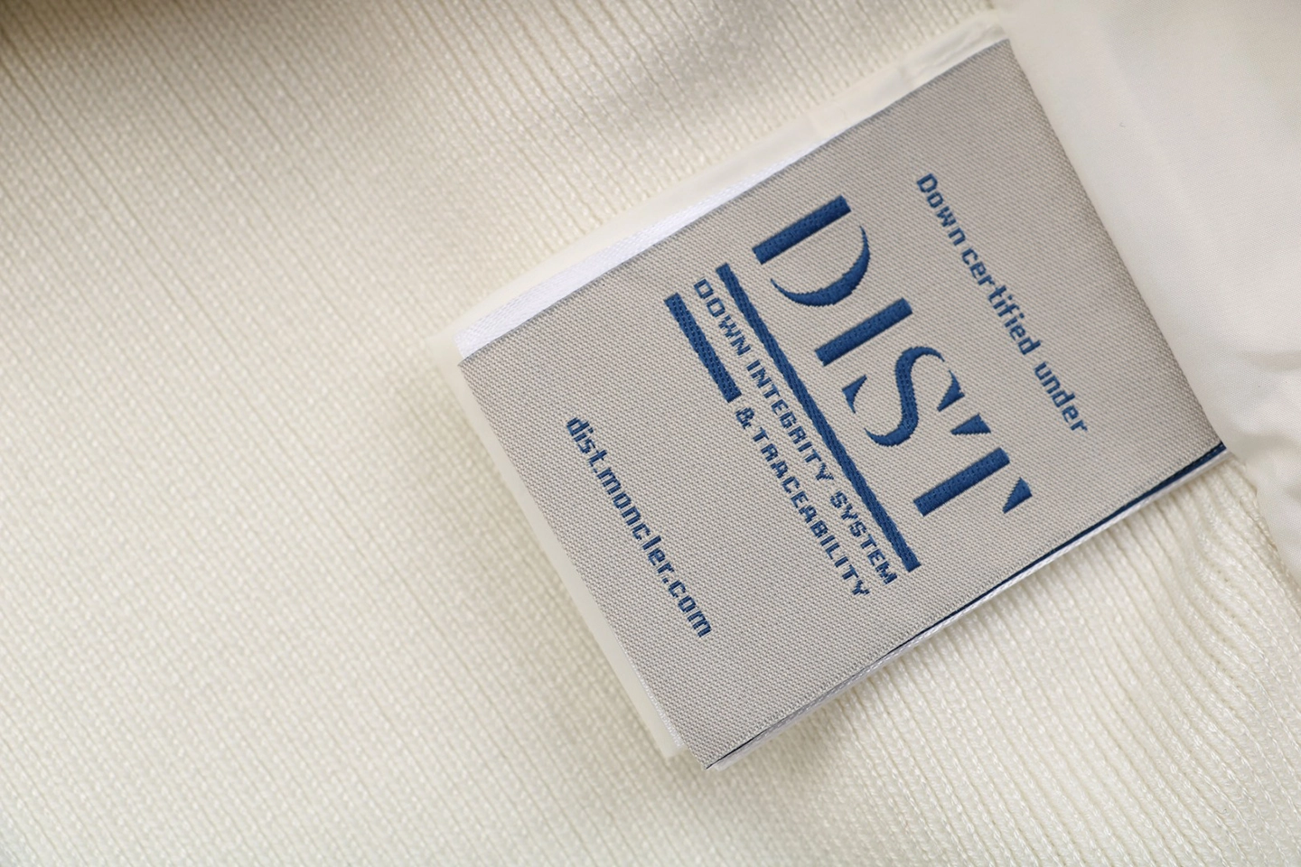 Mxxcler Leather-Trim Pocket Knit Down Jacket White Wash label