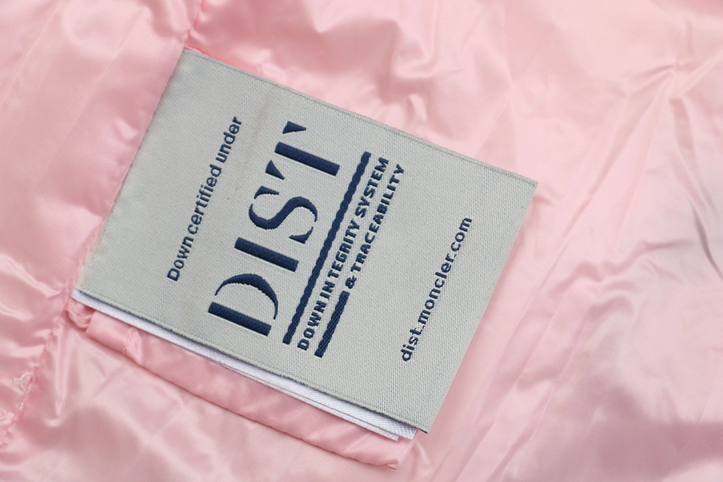 Mxxcler Luzule Hooded Down Vest White Wash label