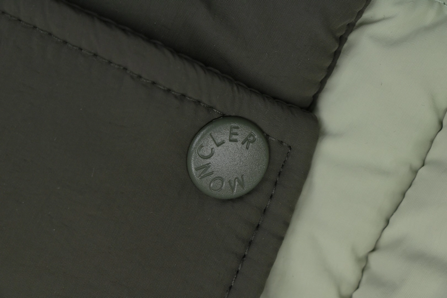 Mxxcler x Pharrell Williams Patchwork Utility Hooded Down Jacket Button