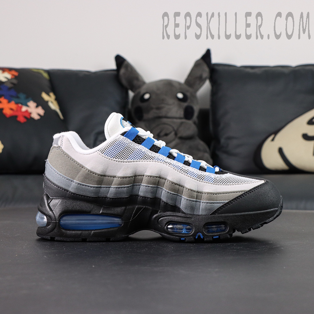 Side profile of the Air Max 95 OG ‘Blue Spark’ featuring grey gradient panels and visible blue Air units