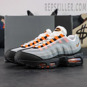 Air Max 95 OG Bright Mandarin pair display with original box