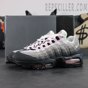 Nike Air Max 95 OG ‘Pink Foam’ displayed with box, showing gradient upper and pink Air units.