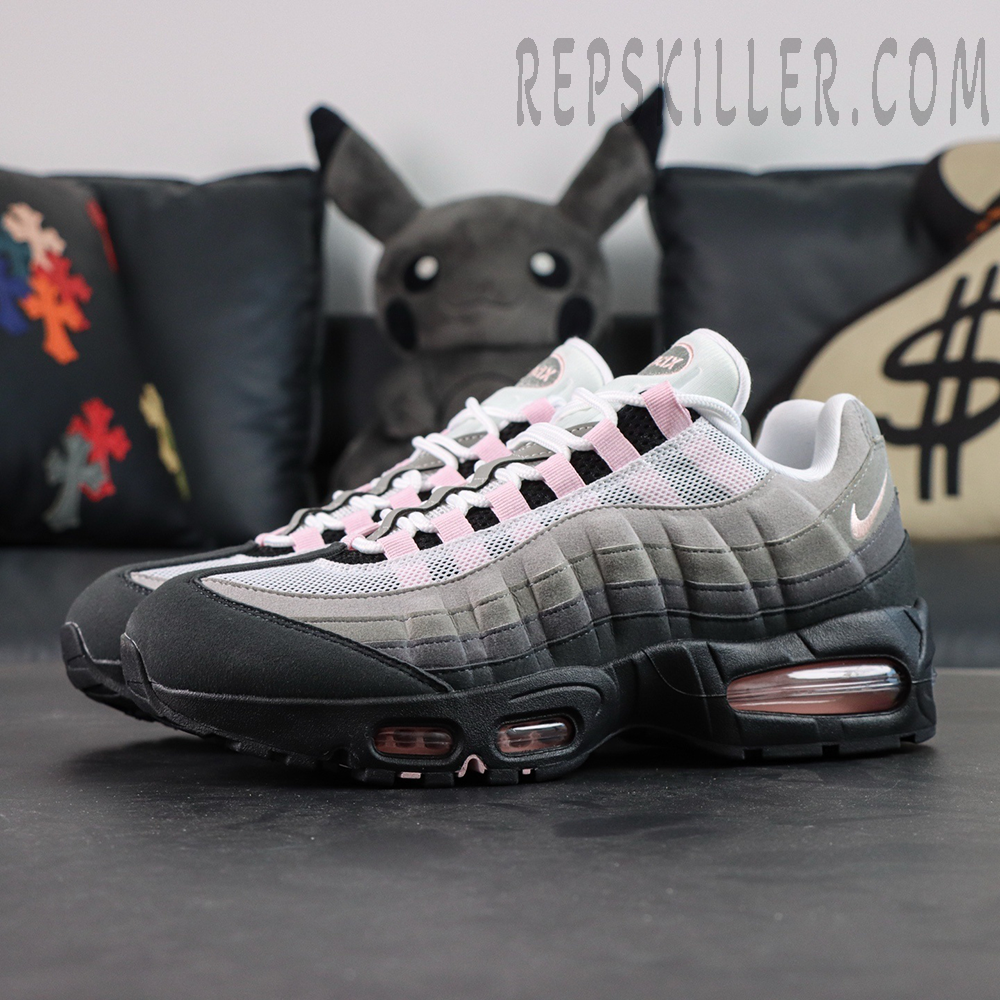 Side view of Nike Air Max 95 OG ‘Pink Foam’ highlighting the grey gradient panels and pink accents.