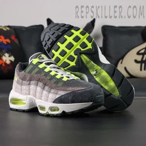 Nike Air Max 95 OG Reverse Neon outsole and side shot displaying neon green traction details and Air units.