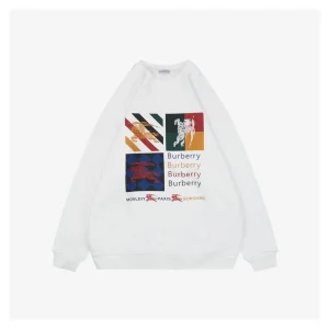 BBry Checkered Knight Graphic Crewneck Sweatshirt White Front view