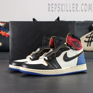Fragment Design x Union LA x Air Jordan 1 Retro High OG sneakers with box – side view