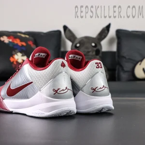 Back view of Kobe 5 Protro ‘Lower Merion Aces’ showing heel logos, number 33 embroidery and signature.