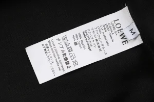 L ON Logo Patch Pocket Hoodie Black Wash label