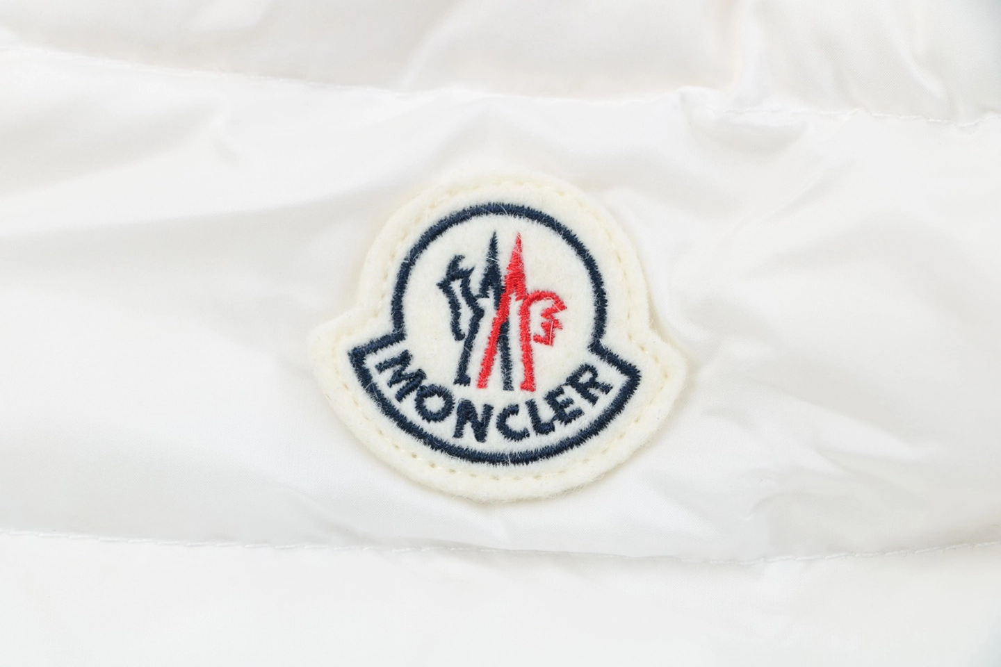 Moncler Lans Lightweight Quilted Down Jacket #MT-529 White Brand label