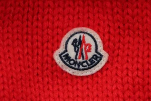 Mxxcler Four-Panel Knit Sleeve Down Jacket Red Brand label