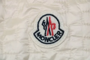 Mxxcler Gisors Waffle Quilted Hooded Down Jacket White Brand label