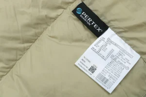 TNF Cloud Down Hooded Jacket Beige Wash label