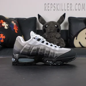 Air Max 95 OG “Blue Tint” side profile with layered gradient design