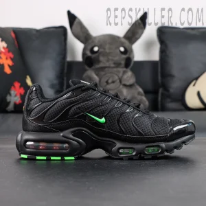 Nike Air Max Plus “Green Strike” black upper with green Swoosh side view