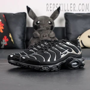 Nike Air Max Plus SE Black Chrome Silver sneakers front view